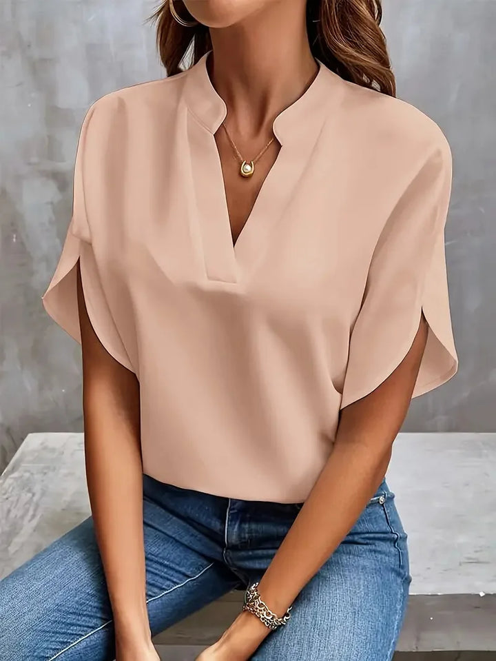 Virginia | Chic V-Neck Blouse with Soft Elegance