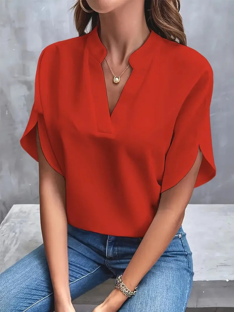 Virginia | Chic V-Neck Blouse with Soft Elegance